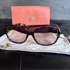 Tory Burch Dark Brown Tortoiseshell Rounded RectangleSunglasses with Orange Case